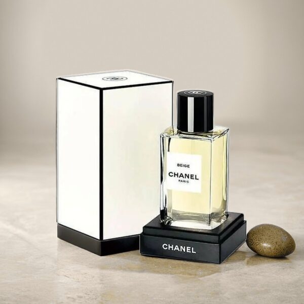 Chanel Beige - женская