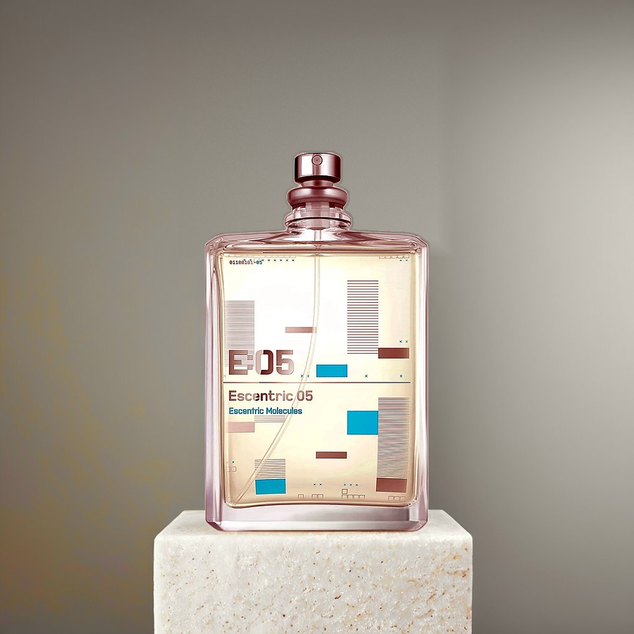 Escentric Molecules Escentric 05