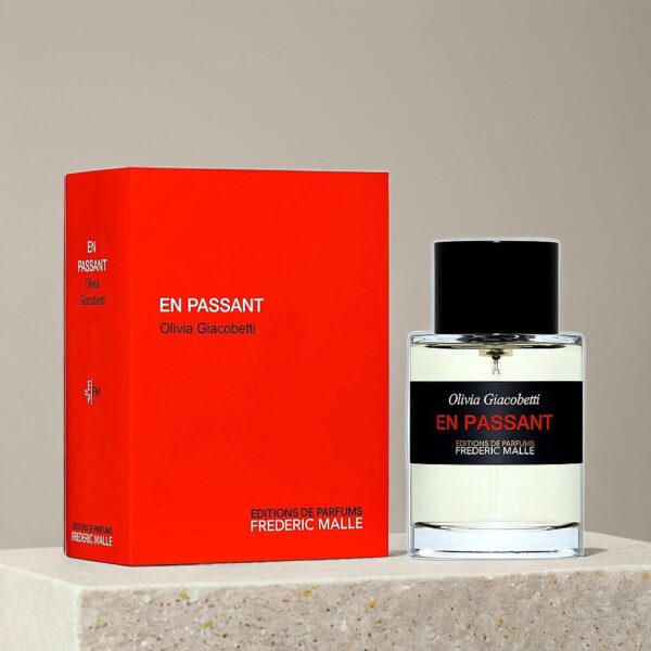 Frederic Malle En Passant - женская