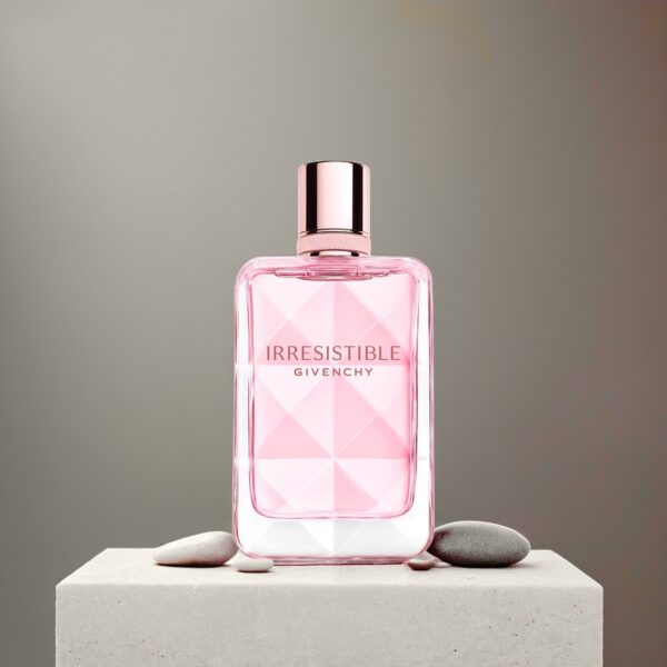 Givenchy Irresistible Very Floral - женская