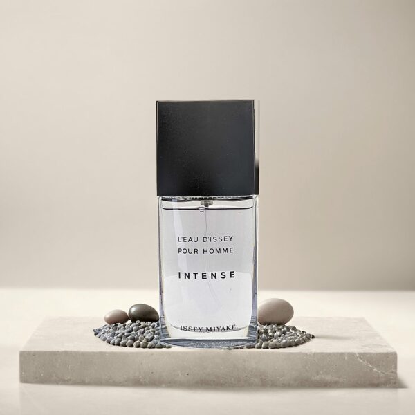 Issey Miyake L'Eau d'Issey Pour Homme Intense - мужская