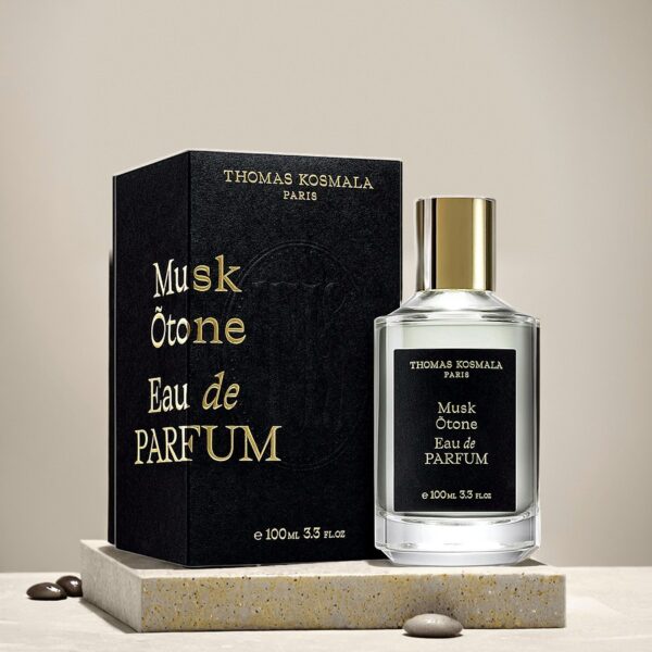 Musk Otone