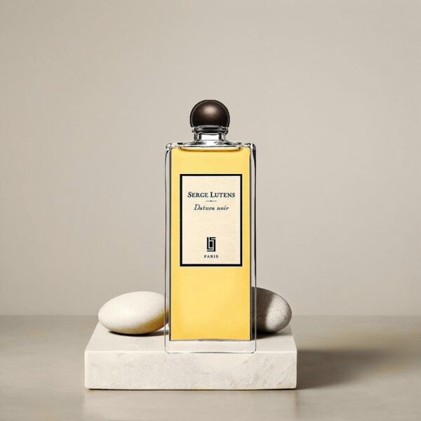 Serge Lutens Datura Noir